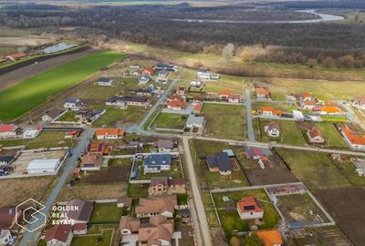 Casă cu 5 camere cu Teren 552 Mp în Zădăreni - 14