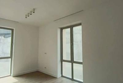 Apartament cu 4 camere în Armeneasca - 4