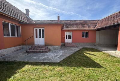 Casă individuală cu 5 camere cu Teren 3223 Mp în Josani (Măgești) - 2