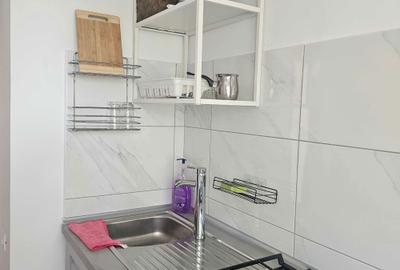 Apartament cu 3 camere semidecomandat în Central - 5