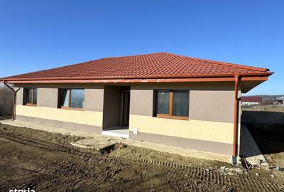 Casă cu 4 camere în Bucium - 6