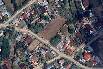 Teren de 2200 mp, în Ariceștii Rahtivani - 2