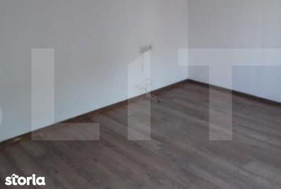 Spațiu comercial, de 13 mp, în Central