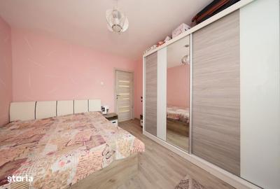 Apartament cu 3 camere decomandat în Florilor - 12