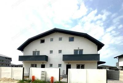 Casă cu Teren 200 Mp în Central - 1