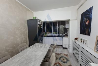 Apartament modern recent renovat 3 camere si parcare privata in Strand - 5