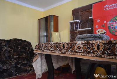 Casă cu 4 camere cu Teren 430 Mp în Podul Lung - 2