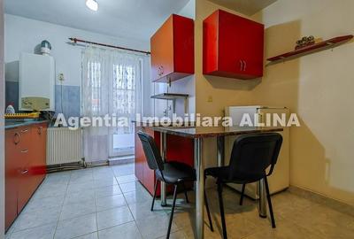 Apartament cu 2 camere decomandat în Piața Centrală - 2