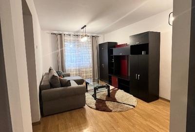 Închiriez apartament 3 camere, zona Lipovei - 8