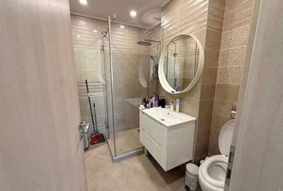 Apartament cu 3 camere decomandat în Central - 2