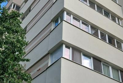 Apartament cu 4 camere decomandat în Pantelimon