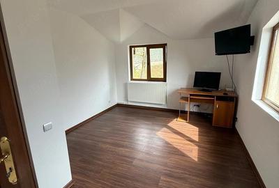 Casă cu Teren 1500 Mp în Central - 7