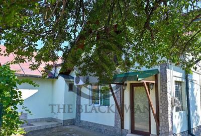 Casă cu 7 camere cu Teren 432 Mp în Central - 17