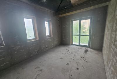 Apartament cu 2 camere decomandat în Uverturii - 7