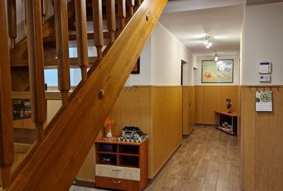 Casă cu 4 camere în Central - 20