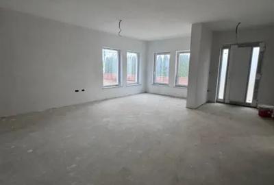 Casă cu 7 camere cu Teren 150 Mp în Rădăuți - 9