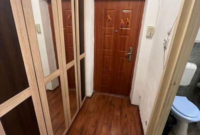 Apartament cu 2 camere, mobilat în Titan