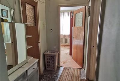 Apartament cu 3 camere decomandat, mobilat în Rahova - 18