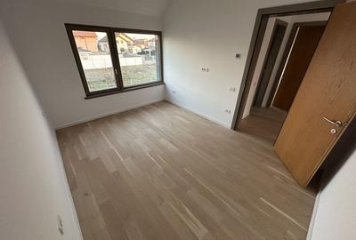Duplex cu 4 camere cu Canalizare în Exterior Nord - 25