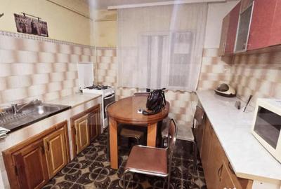 Apartament cu 2 camere decomandat, mobilat în Ampoi 3 - 8