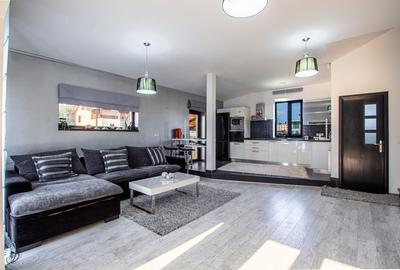 Casa, D + P + etaj inalt, cartier Tractorul, str. George Bacovia - 9