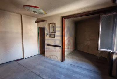 Garsoniera in casa interbelica, de vanzare in zona Unirii - 4