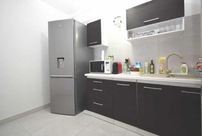 Apartament cu 2 camere decomandat în Calea București - 1