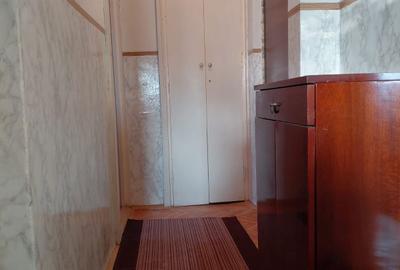 Apartament cu 3 camere decomandat în Central - 3