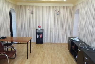 Apartament cu 3 camere semidecomandat în Astoria - 2