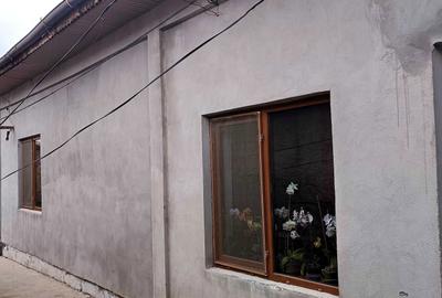 Casă cu 3 camere în Central - 2