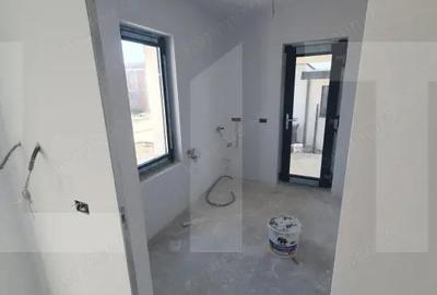 Casă cu 5 camere cu Teren 596 Mp în Giarmata - 16