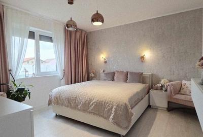 Casă cu 3 camere semidecomandat în Sântandrei - 8