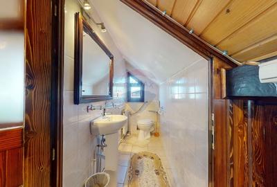 Casă cu 5 camere cu Teren 400 Mp în Tractorul - 20