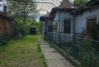 Casă cu 5 camere cu Teren 1000 Mp în Odobești - 11
