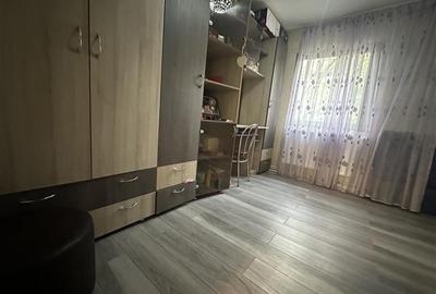 Decomandat la et 2/4 mobilat complet linga piata Doina - 7