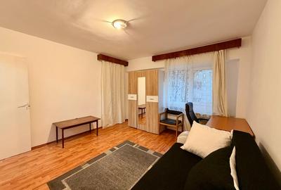 Garsoniera cu balcon, etaj intermediat, zona Piata Cipariu. - 2