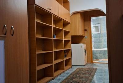Apartament cu 3 camere decomandat în Peneș Curcanul - 8
