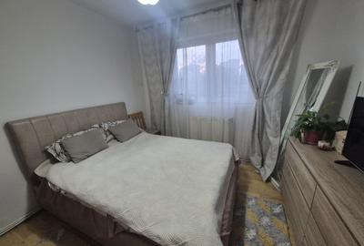 Apartament cu 3 camere semidecomandat în Orizont - 14