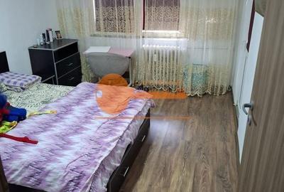Apartament cu 4 camere semidecomandat în Crângași - 2