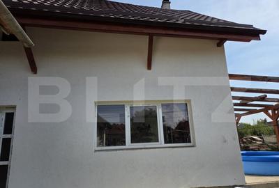 Casa de vanzare 120 mp, 3 camere + living, terasa, pa - 1