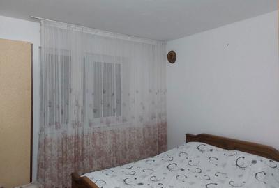 Apartament cu 2 camere semidecomandat în Alecu Russo
