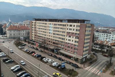 Inchiriez apartament 3 camere ultracentral - 7