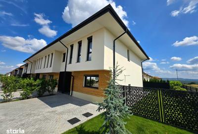 Casă cu 4 camere cu Teren 165 Mp în Galata - 2