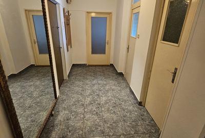 Apartament cu 2 camere decomandat în 13 Septembrie - 12
