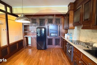 Apartament cu 3 camere în Central - 7