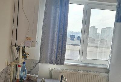 Garsonieră decomandată în Central