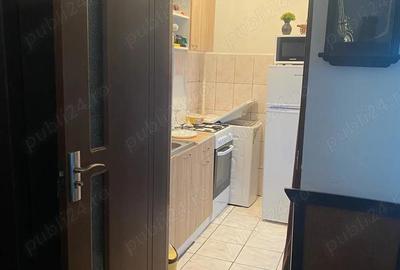 Inchiriere garsoniera, zona Dovali - 2