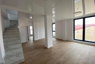 Apartament cu 4 camere decomandat în Crângași - 1