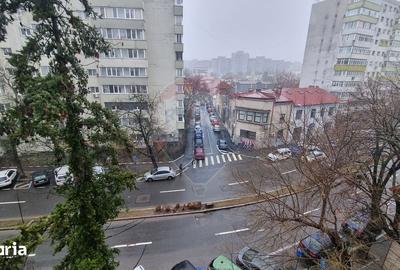 Apartament cu 2 camere, mobilat în Banu Manta - 1