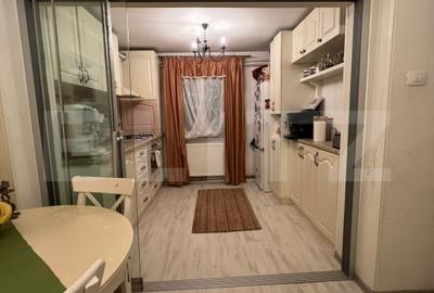 Apartament cu 3 camere decomandat, mobilat în Rovine - 11